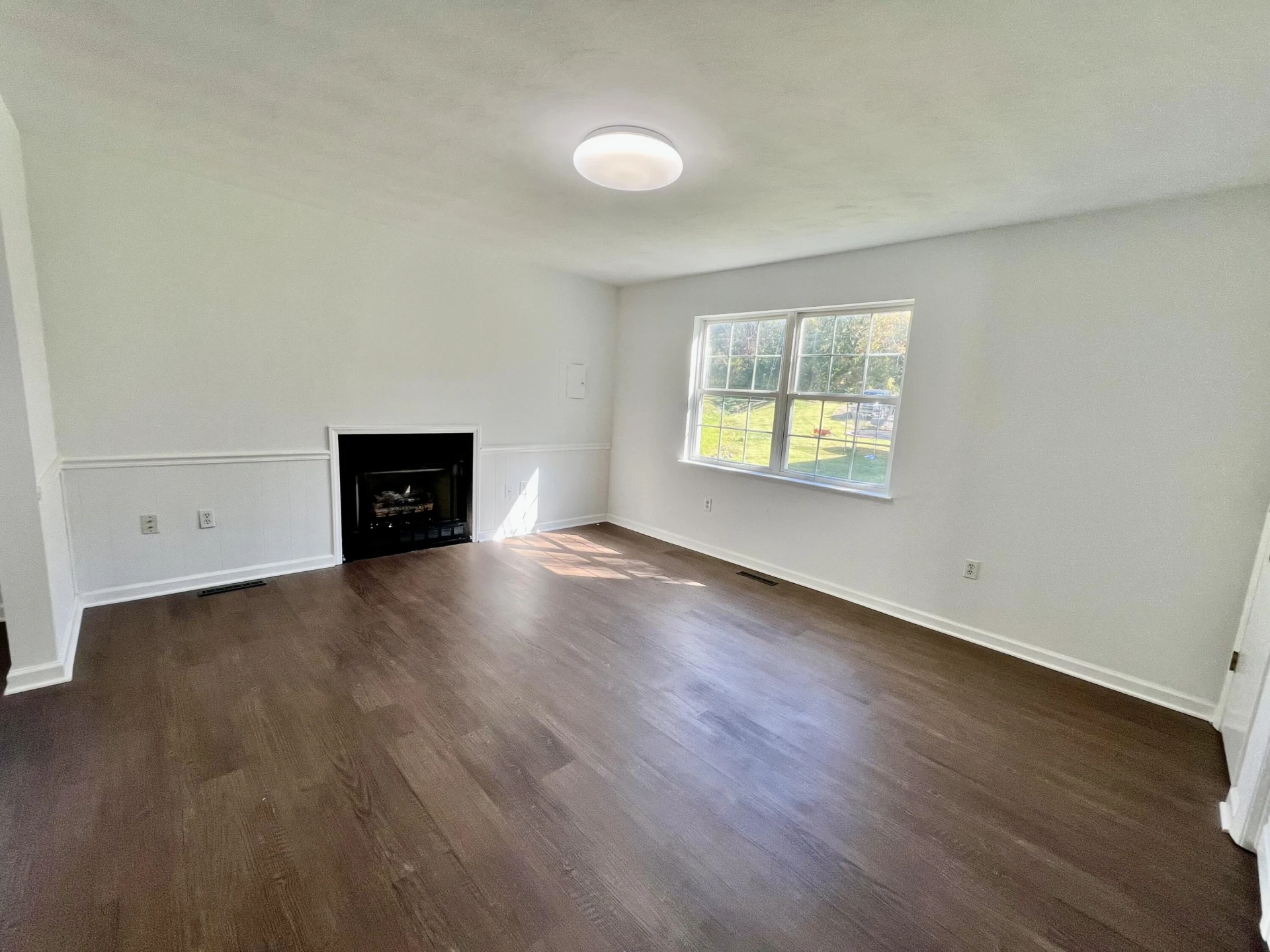 2988 Stonebridge CIR - Photo 8