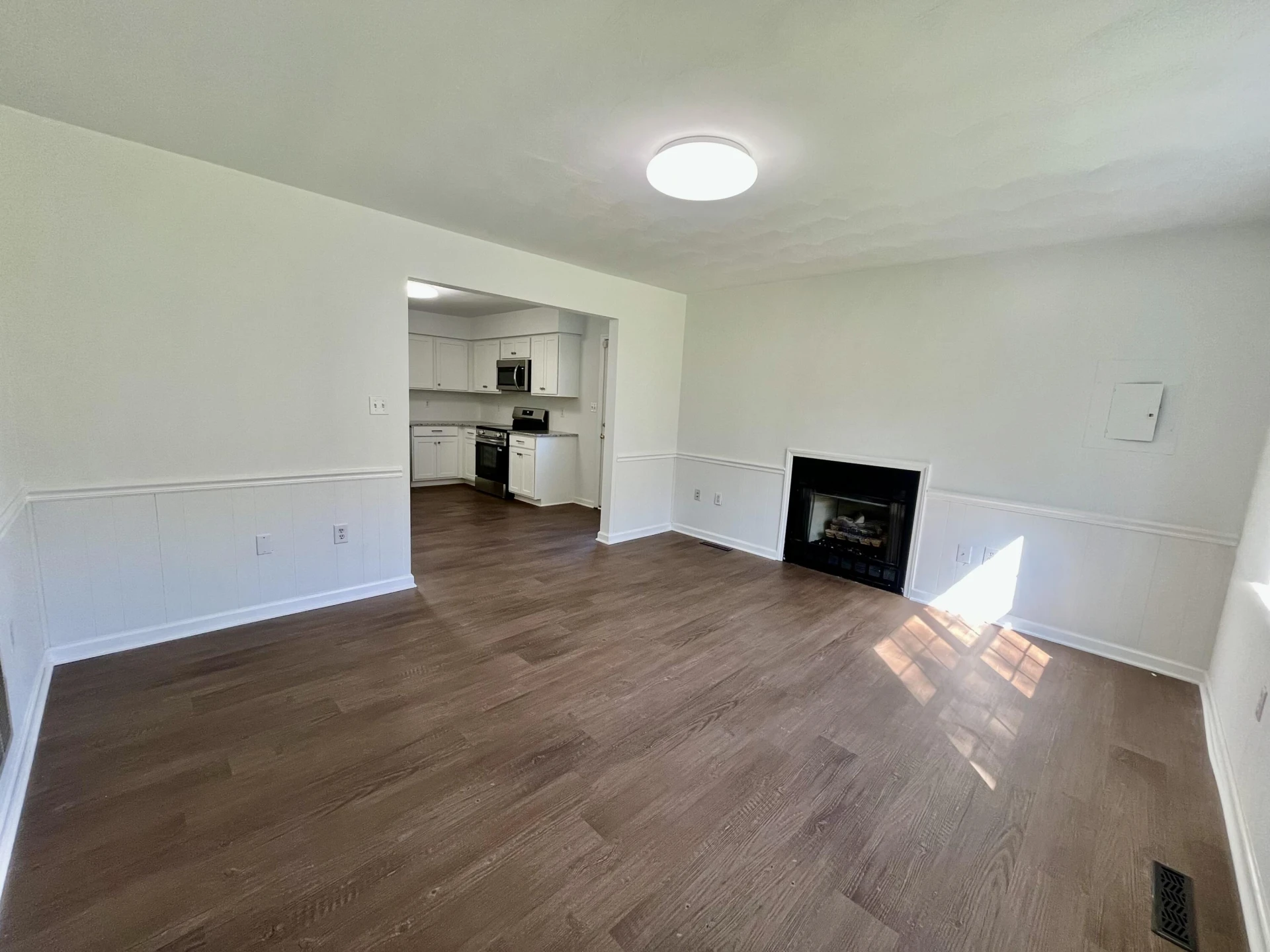 2988 Stonebridge CIR - Photo 9