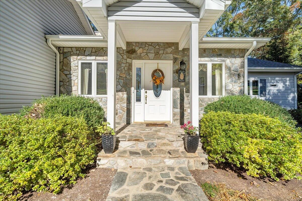 265 Hampton DR - Photo 13