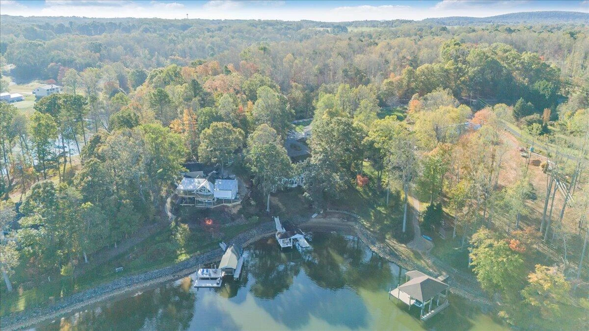 265 Hampton DR - Photo 129