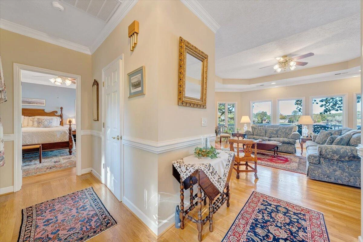 265 Hampton DR - Photo 15
