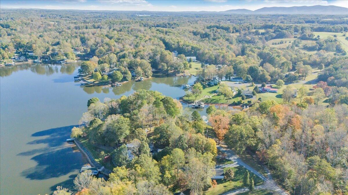265 Hampton DR - Photo 135