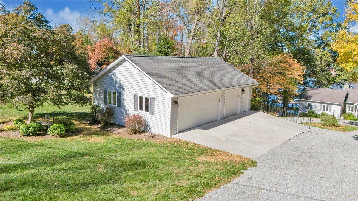 265 Hampton DR - Photo 141