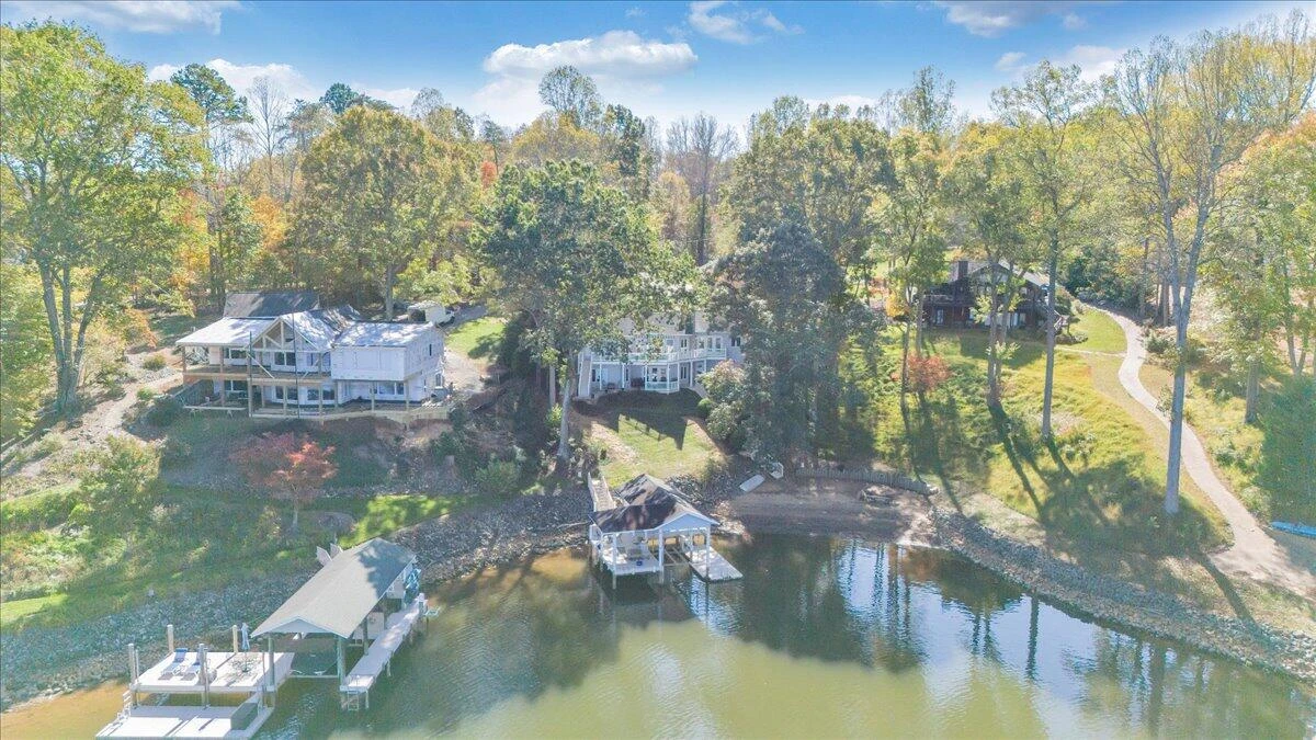 265 Hampton DR - Photo 145