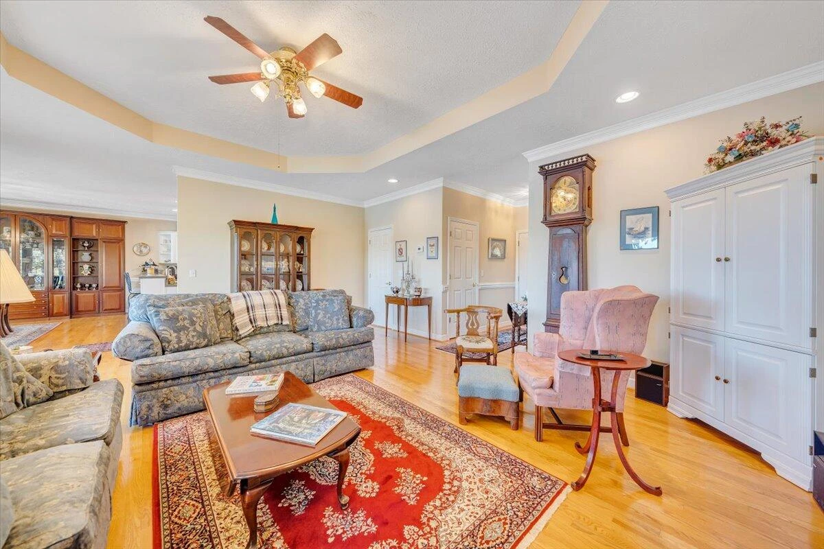 265 Hampton DR - Photo 21