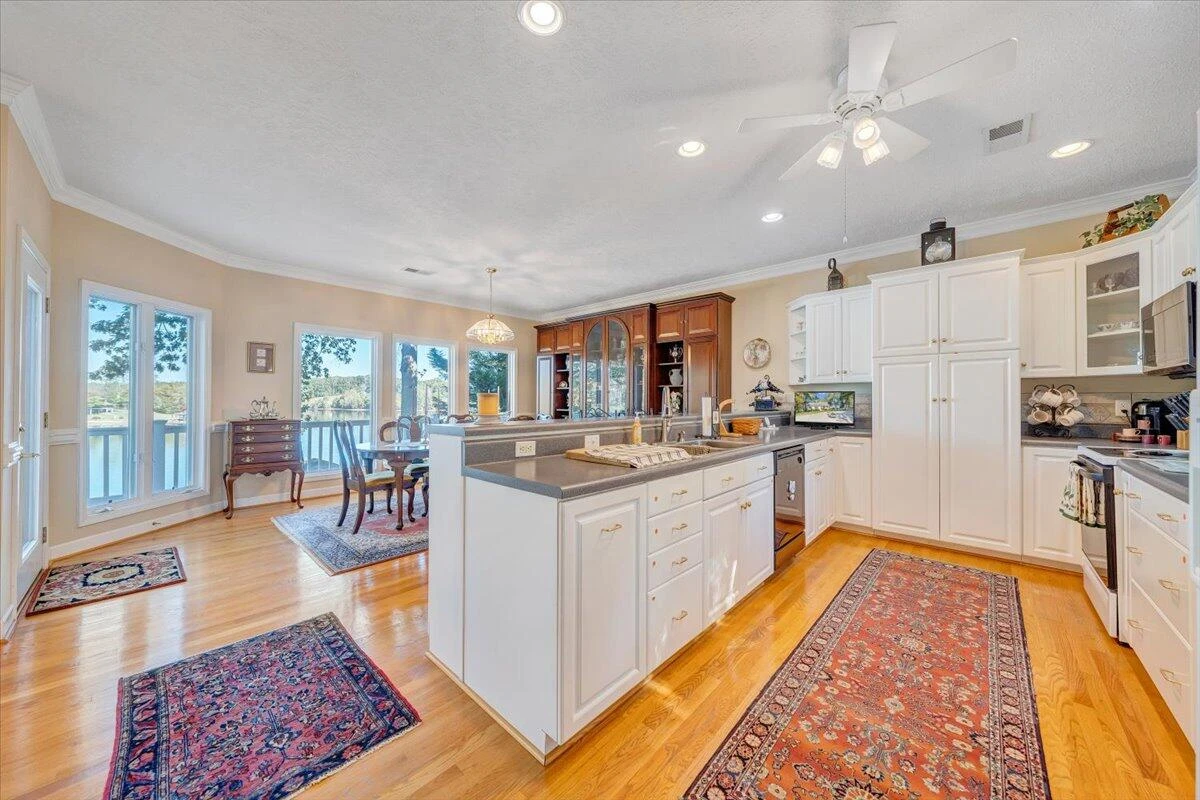 265 Hampton DR - Photo 31