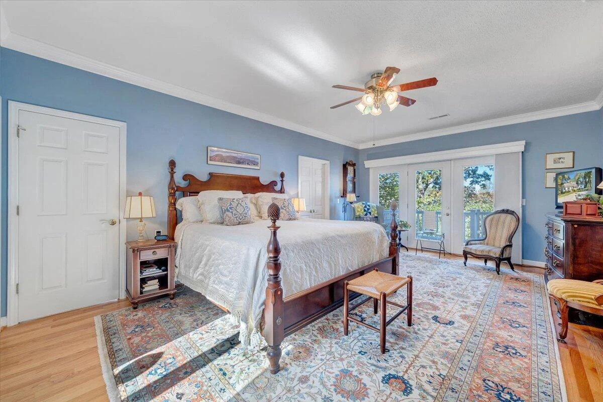 265 Hampton DR - Photo 39