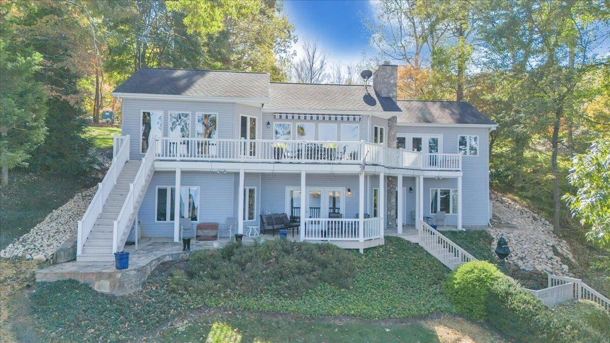 265 Hampton DR - Photo 6