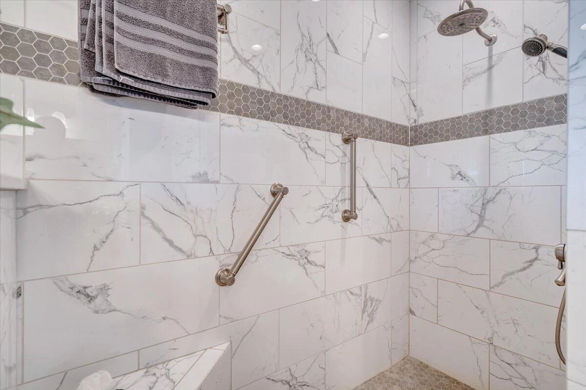 265 Hampton DR - Photo 48
