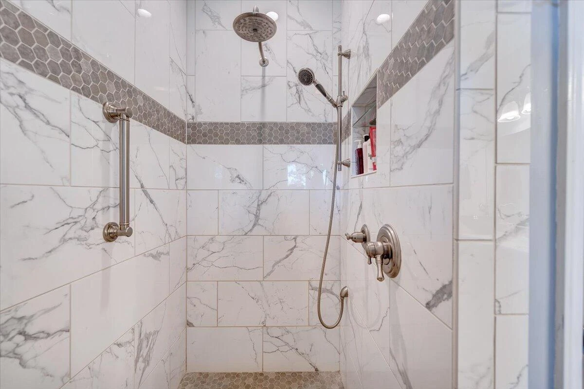 265 Hampton DR - Photo 49