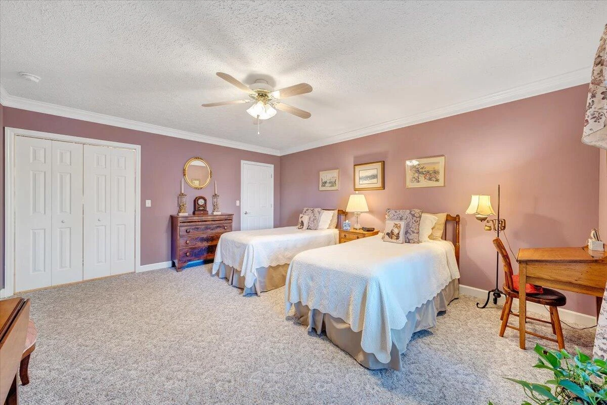 265 Hampton DR - Photo 77
