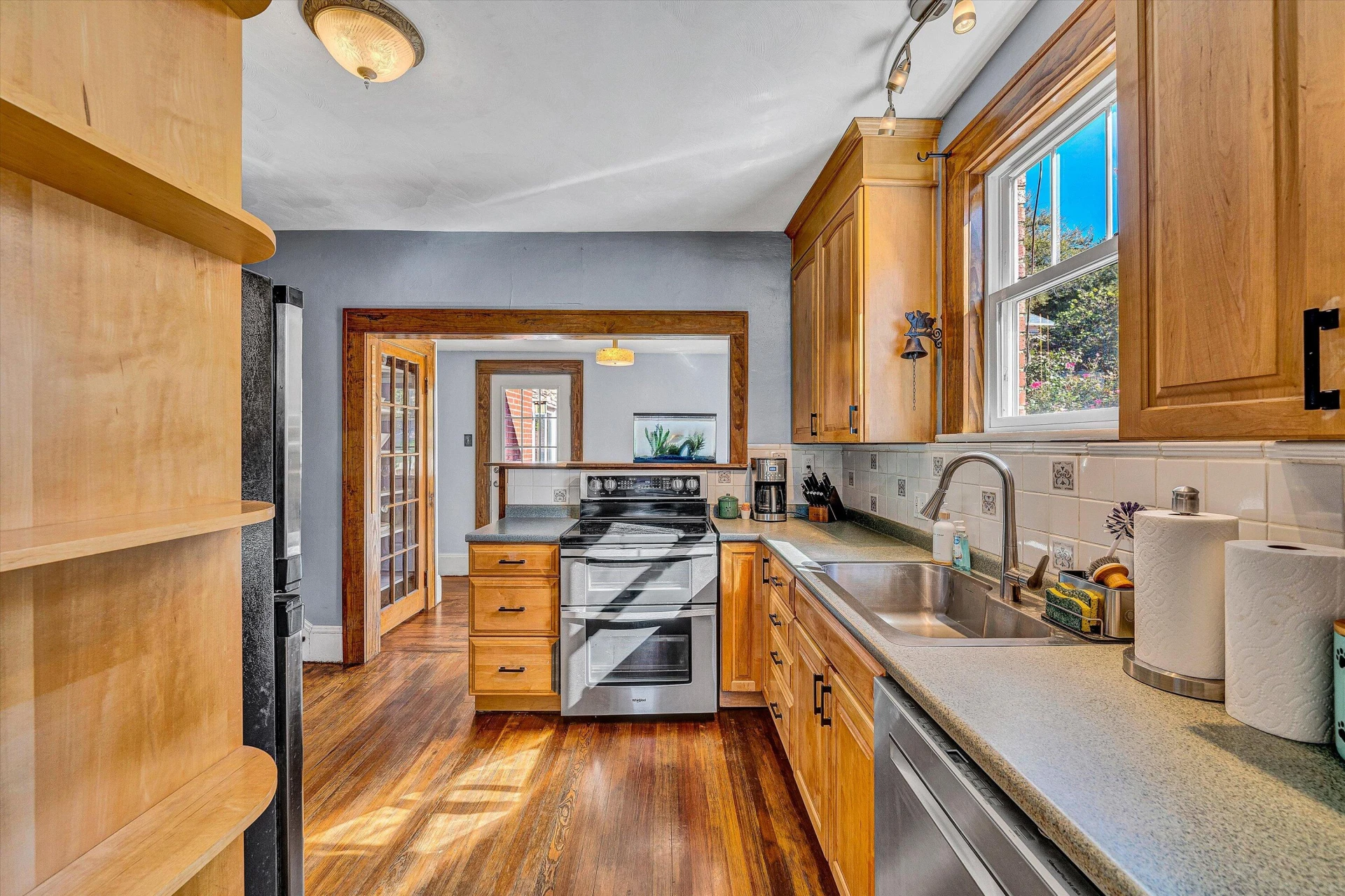 1013 Howbert AVE SW - Photo 12