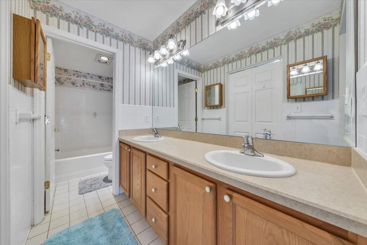 8416 Stoney Corner LN - Photo 32