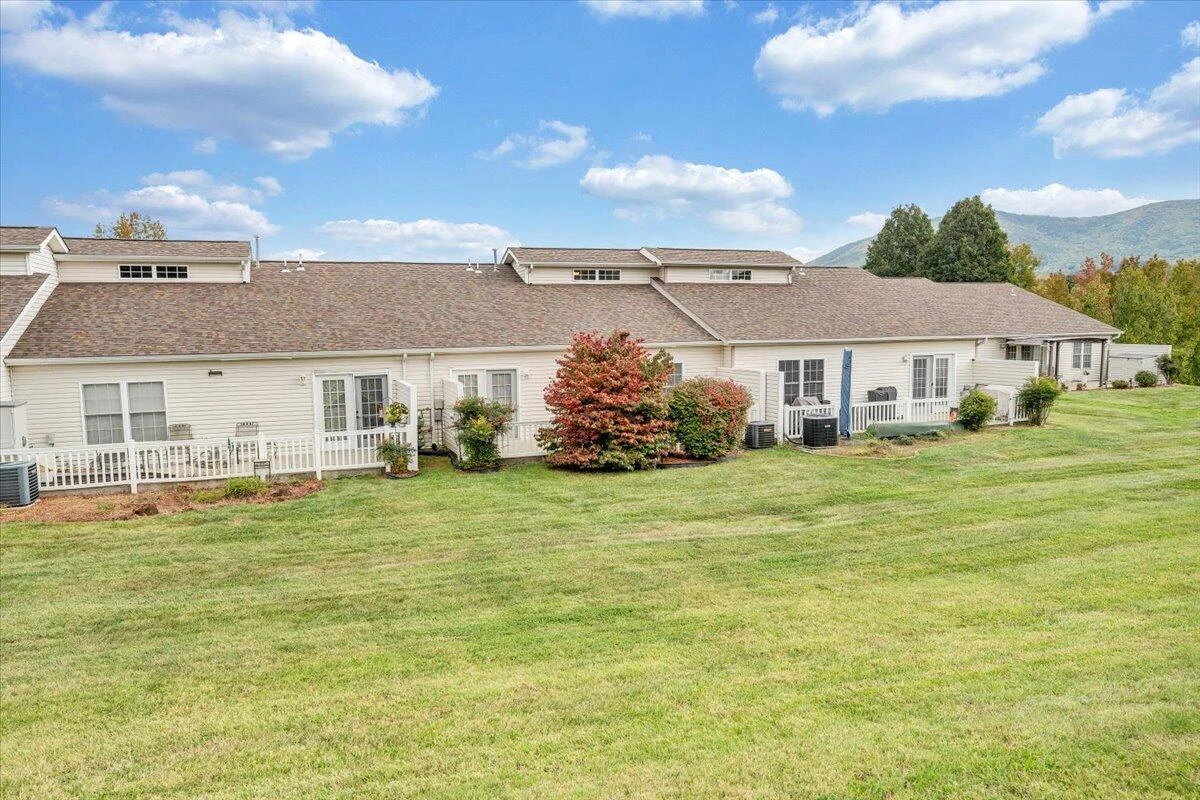 8416 Stoney Corner LN - Photo 6