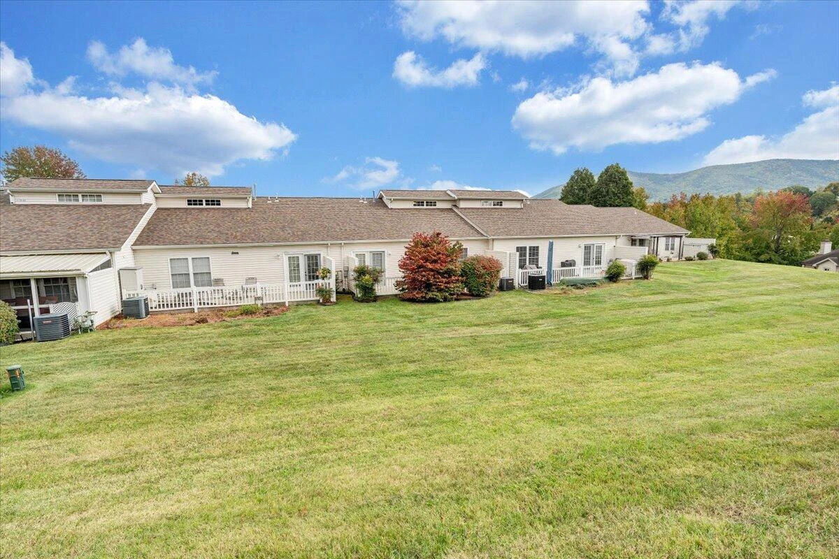 8416 Stoney Corner LN - Photo 7