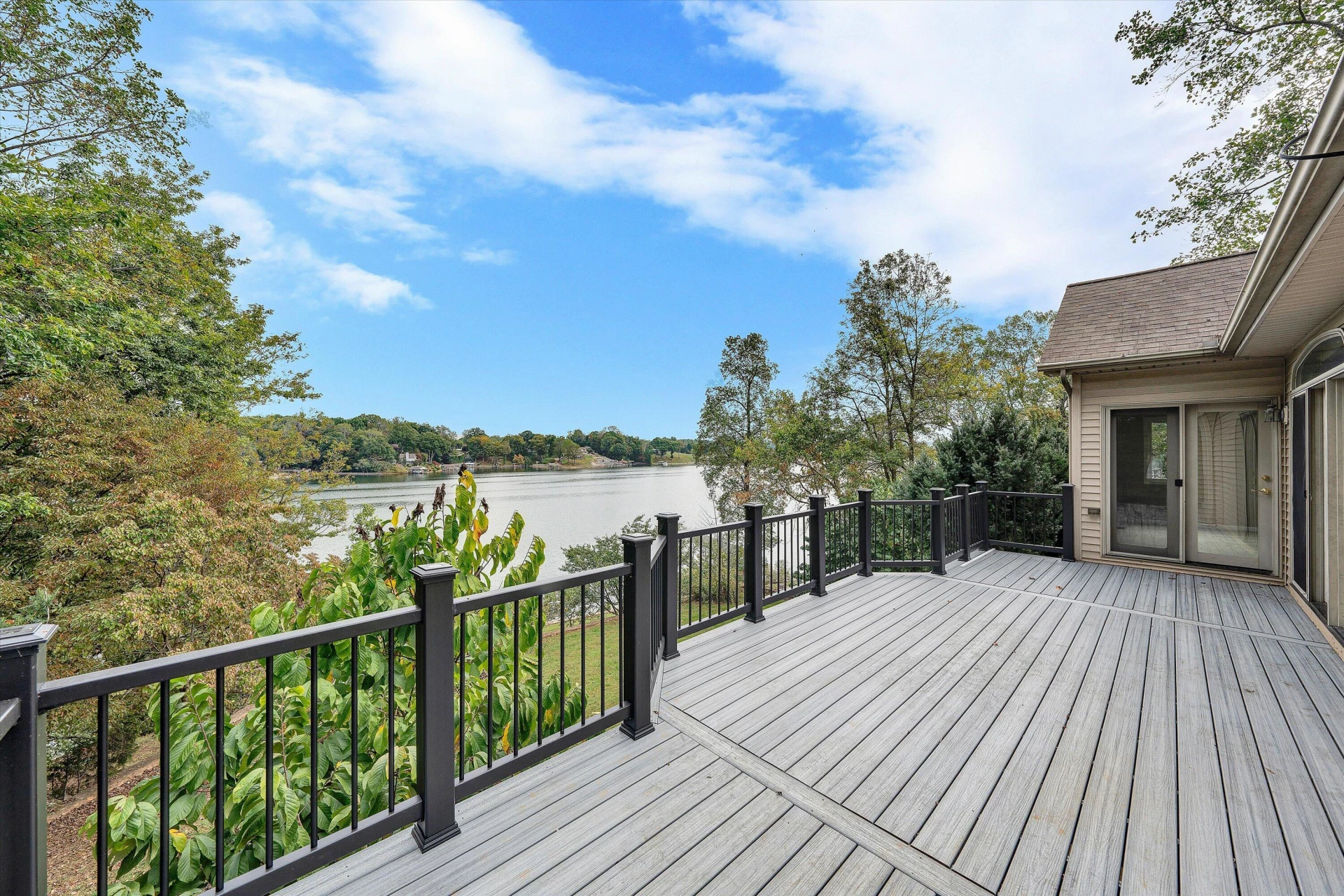 130 Travers CIR - Photo 22