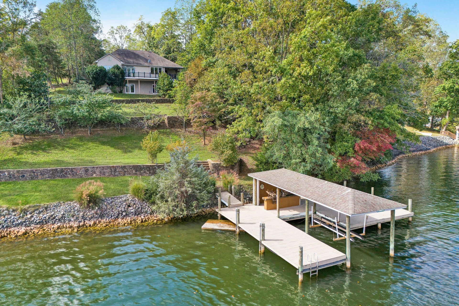 130 Travers CIR - Photo 4