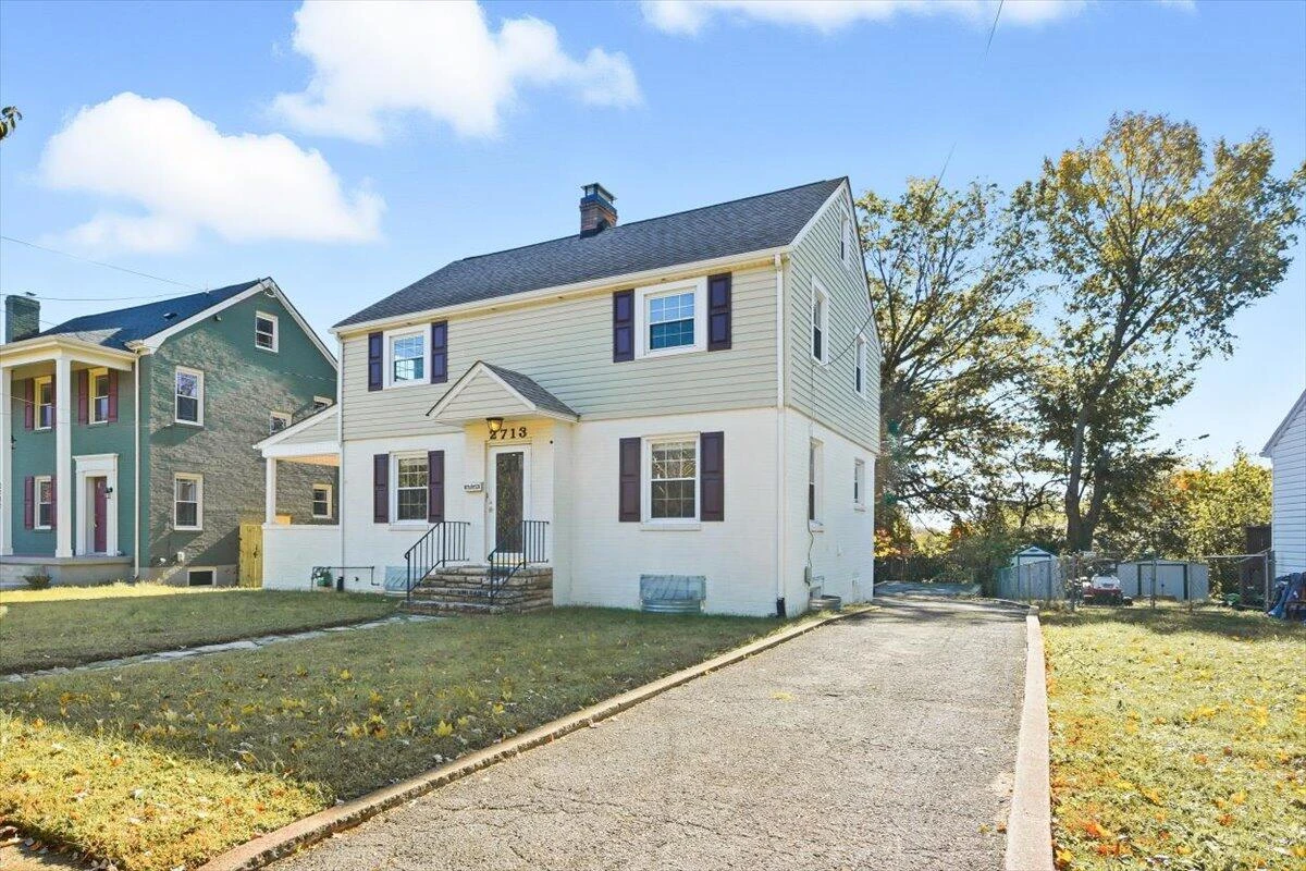 2713 CUMBERLAND ST NW - Photo 3