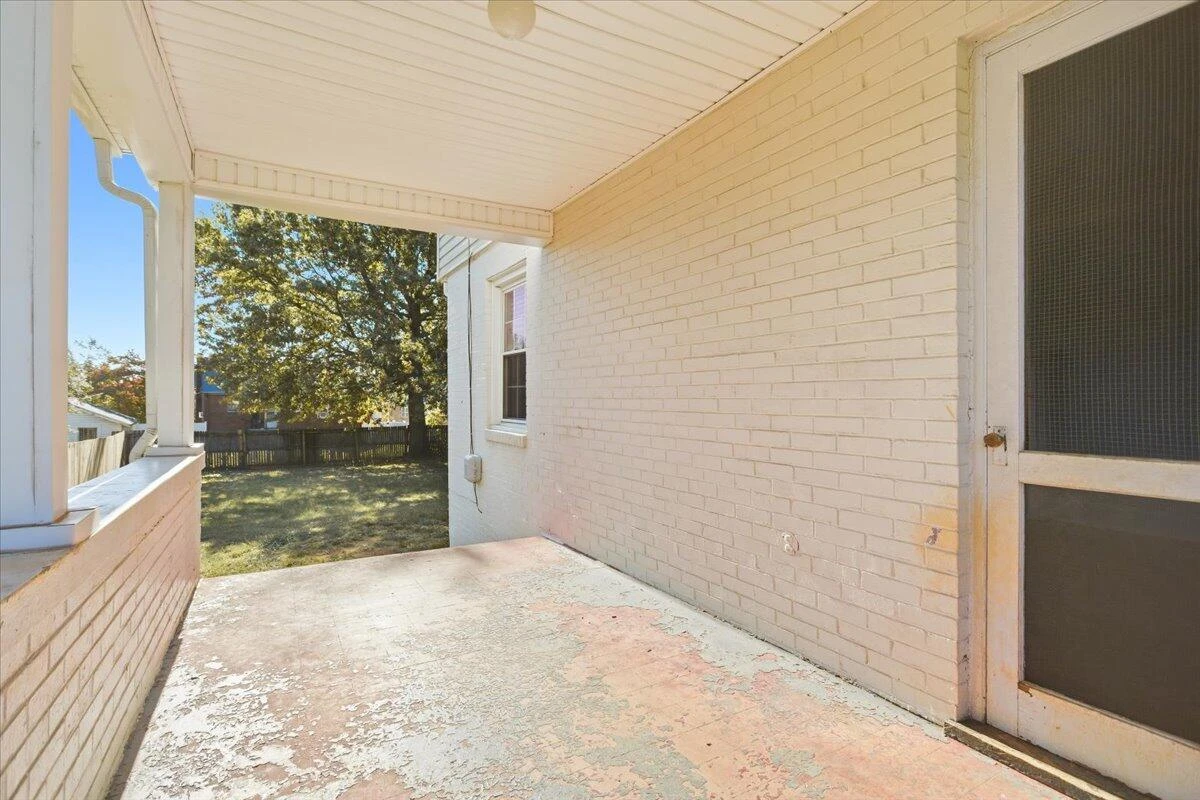 2713 CUMBERLAND ST NW - Photo 8
