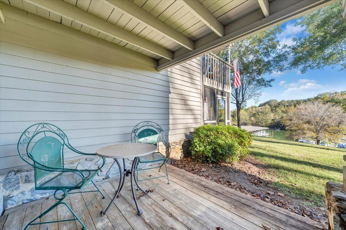 289 Shoreline Marina CIR #112