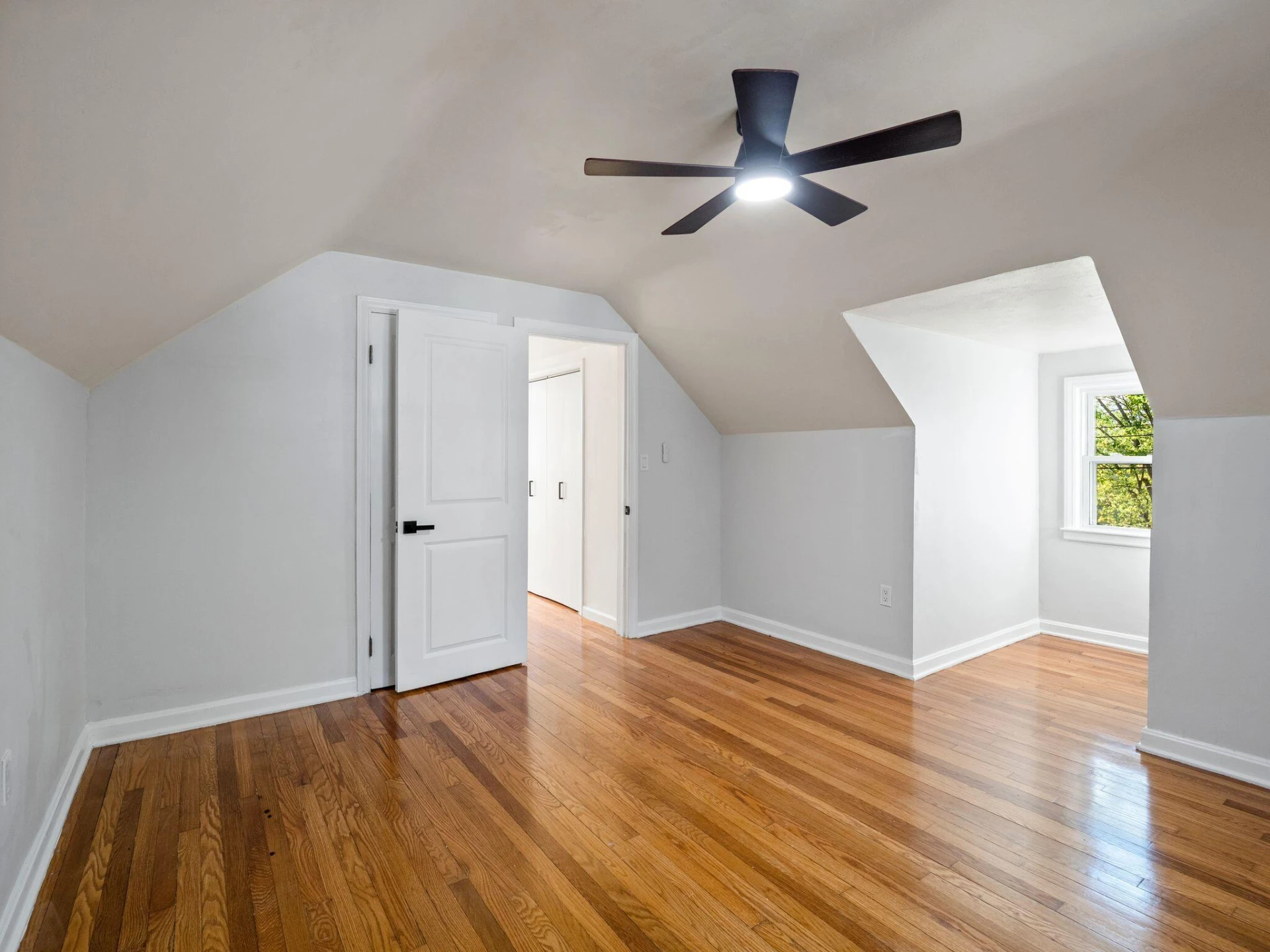 2631 Idlewild BLVD NE - Photo 19