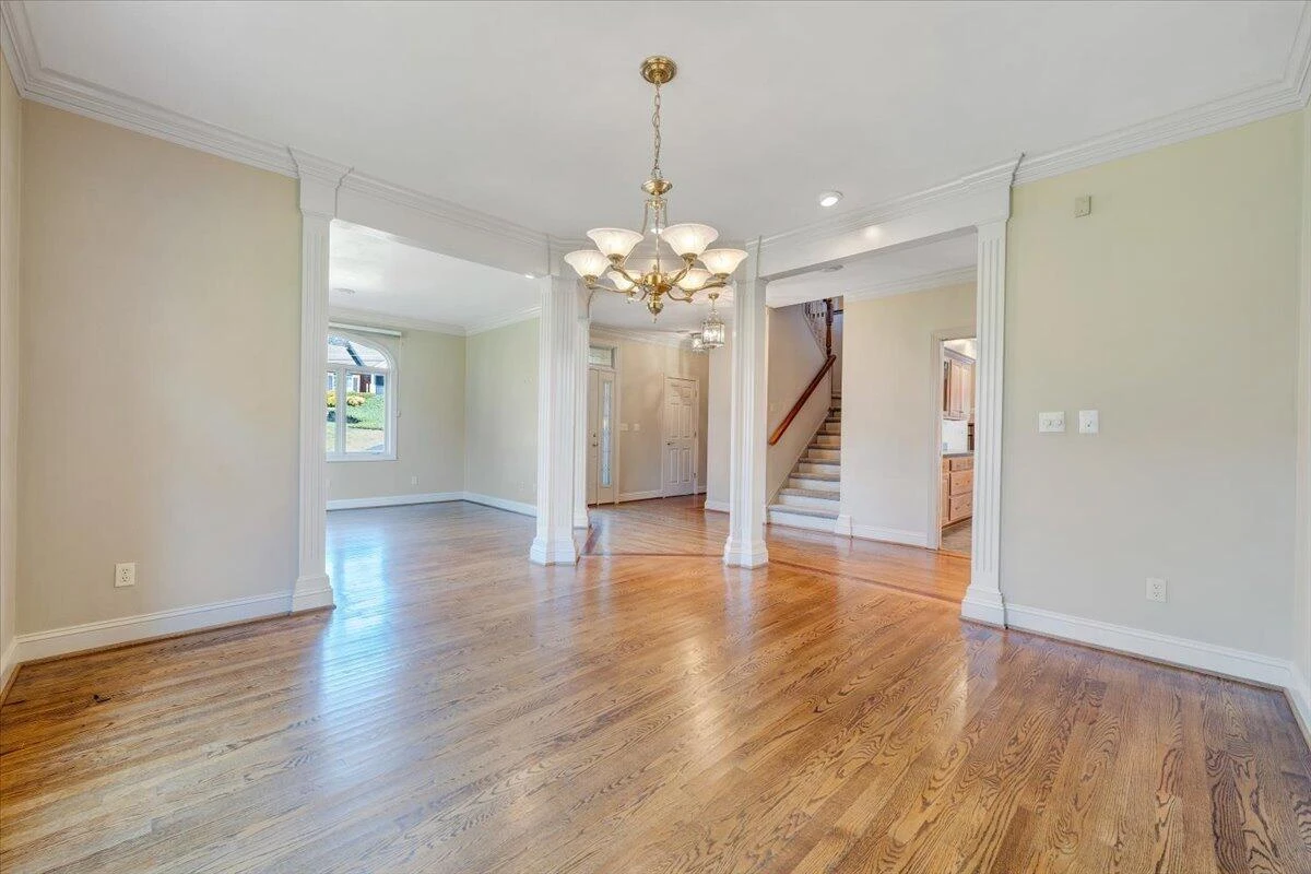 38 Corbett ST - Photo 10