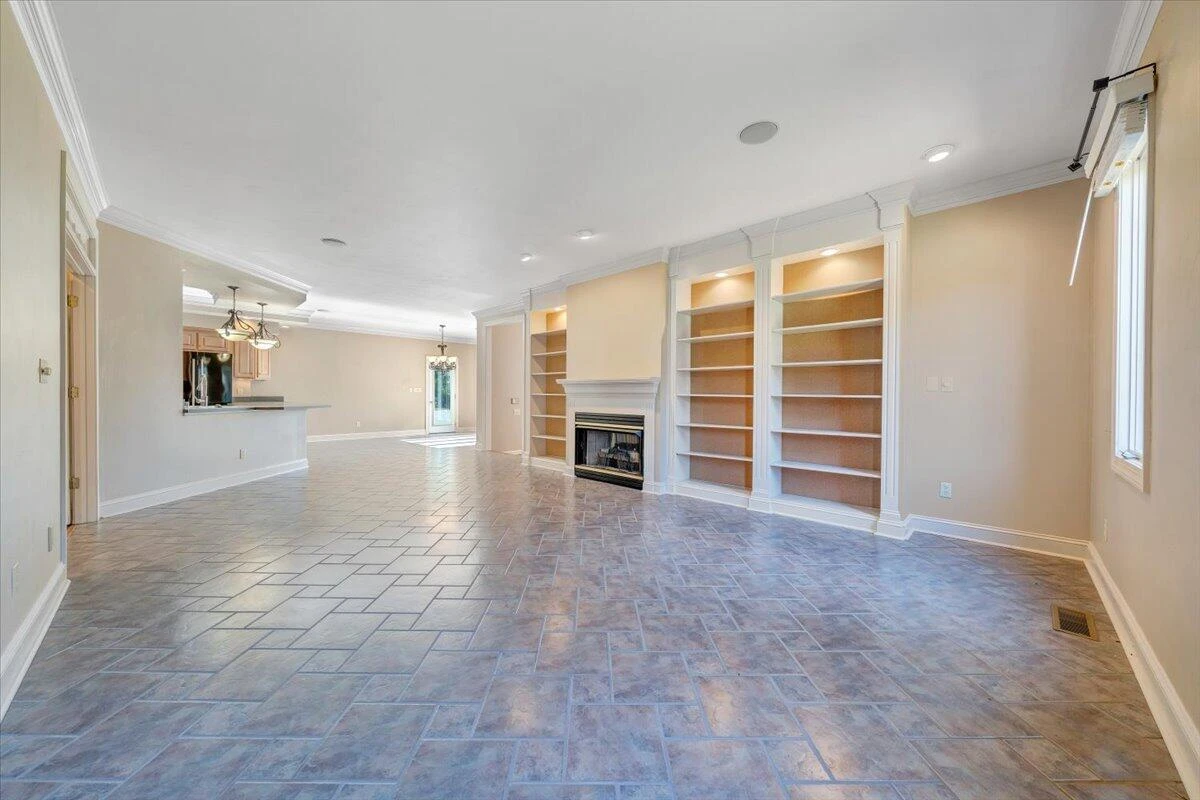 38 Corbett ST - Photo 11