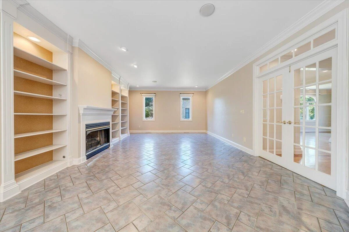 38 Corbett ST - Photo 13