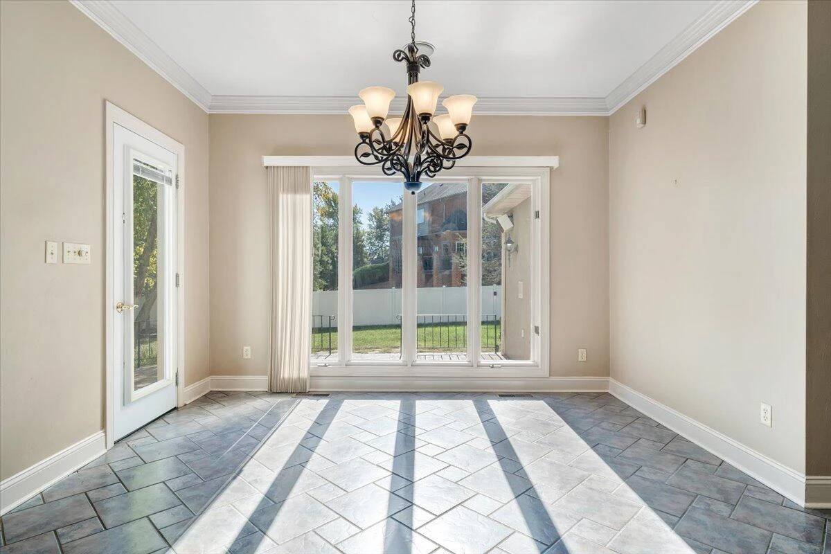 38 Corbett ST - Photo 14