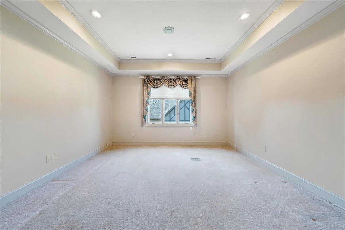 38 Corbett ST - Photo 36