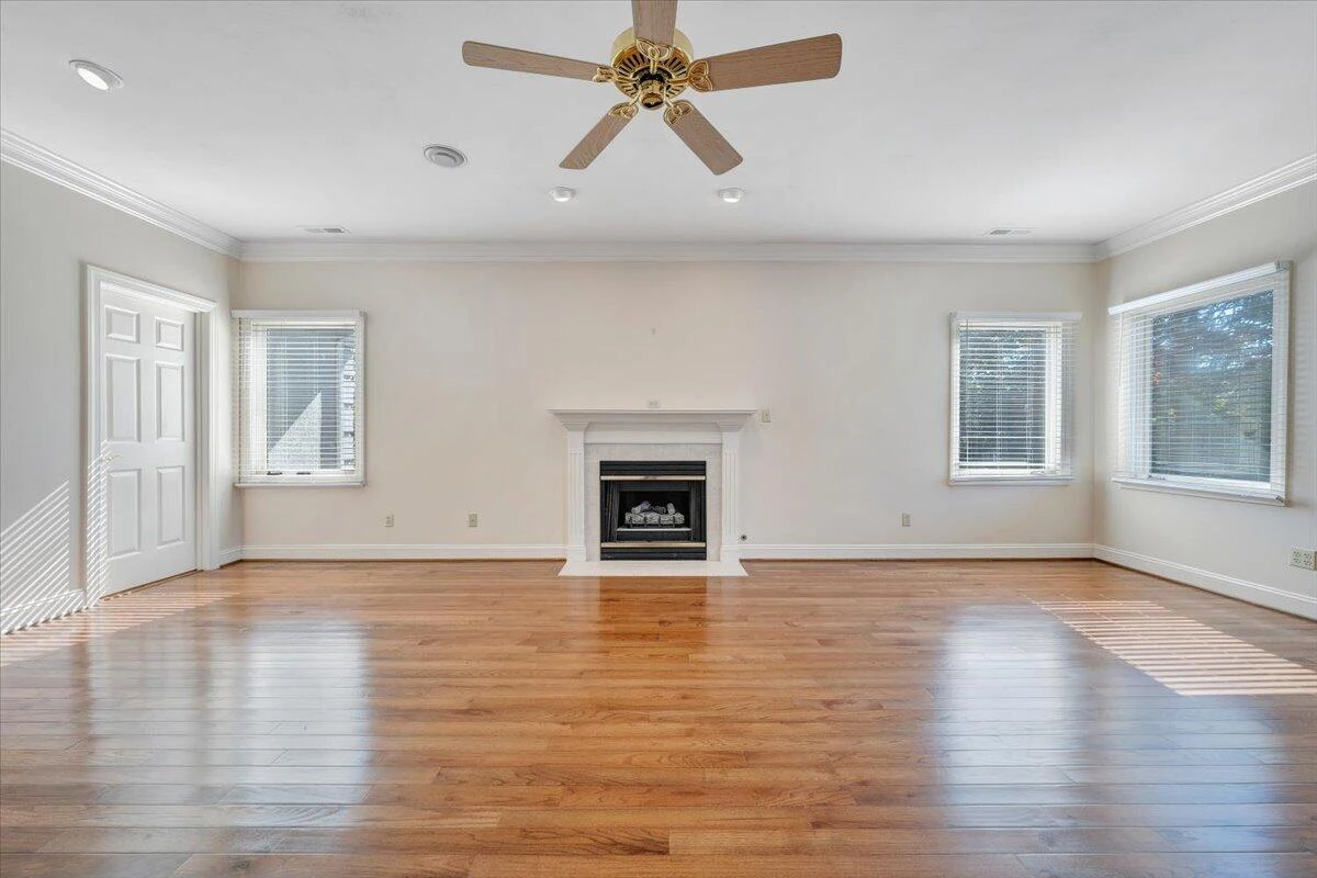 38 Corbett ST - Photo 39