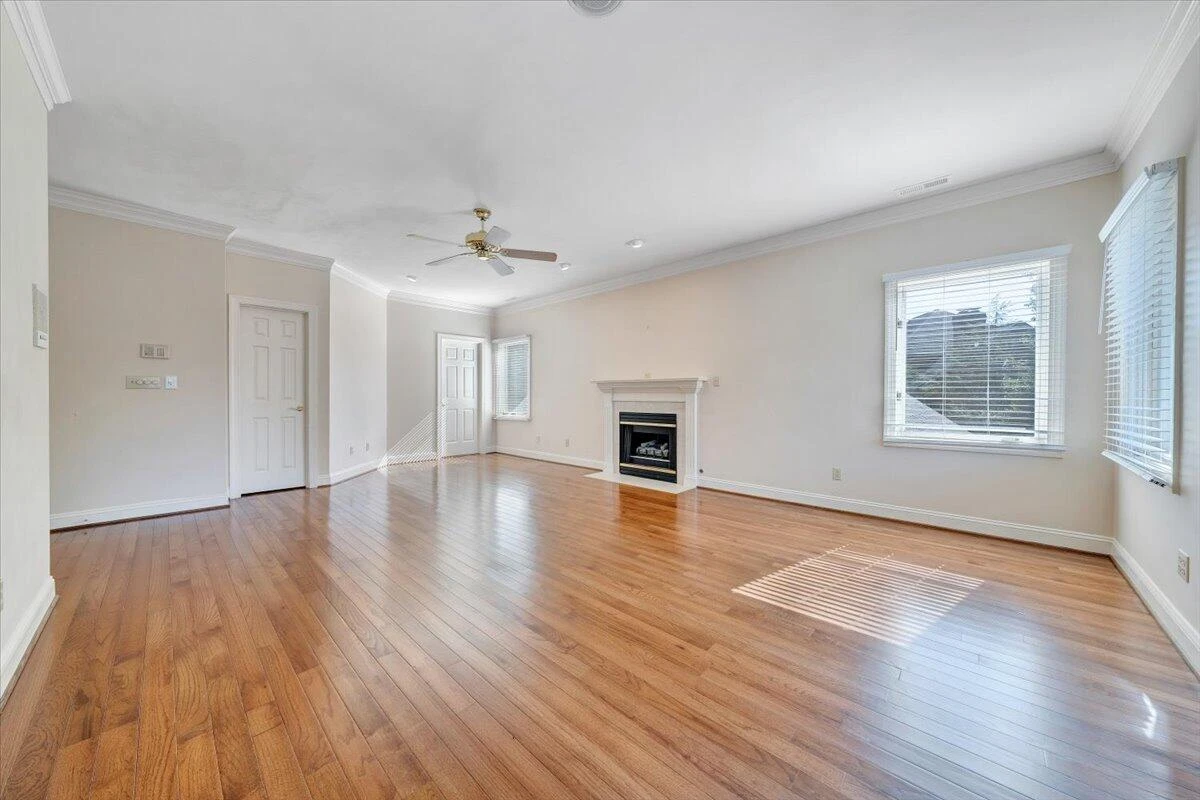 38 Corbett ST - Photo 40