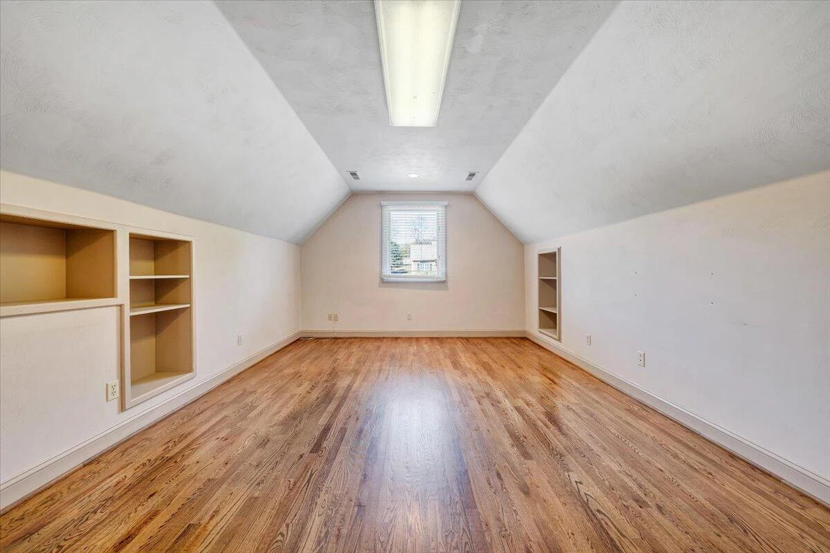 38 Corbett ST - Photo 54
