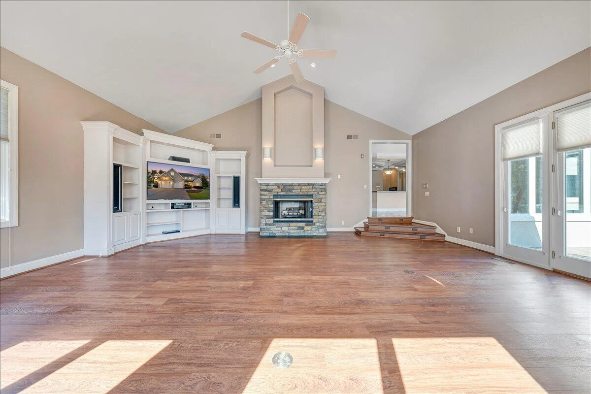 38 Corbett ST - Photo 56