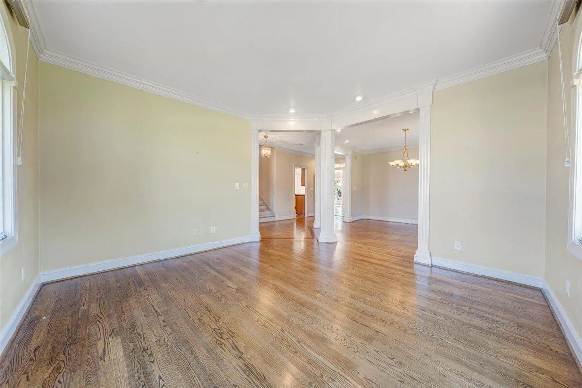 38 Corbett ST - Photo 7