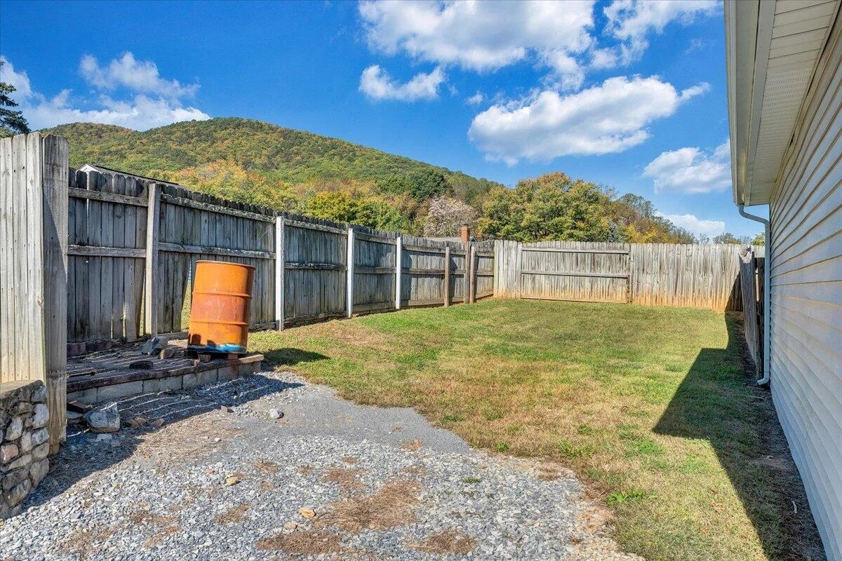 39 Chatham CIR - Photo 38