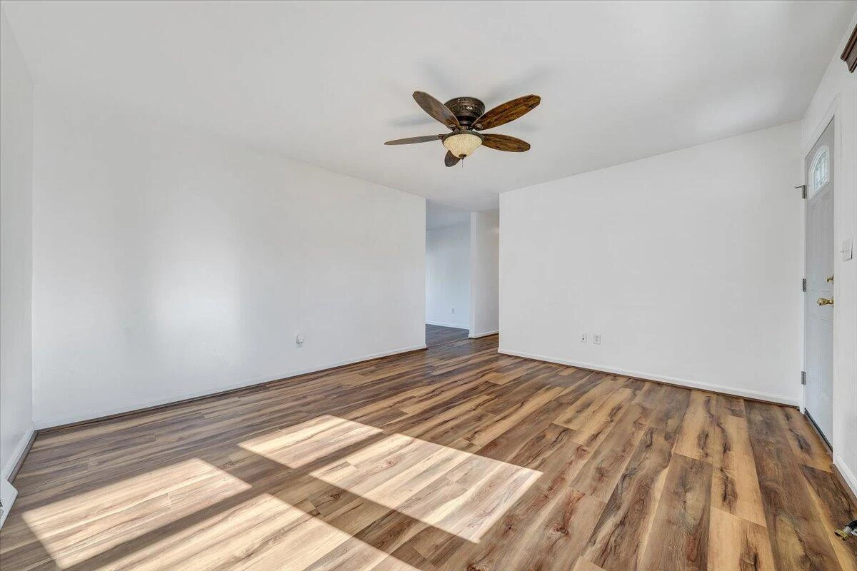 39 Chatham CIR - Photo 5