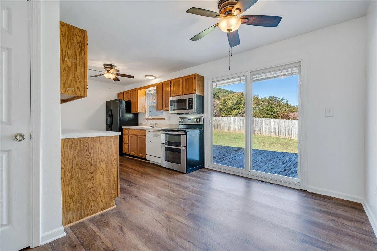 39 Chatham CIR - Photo 8