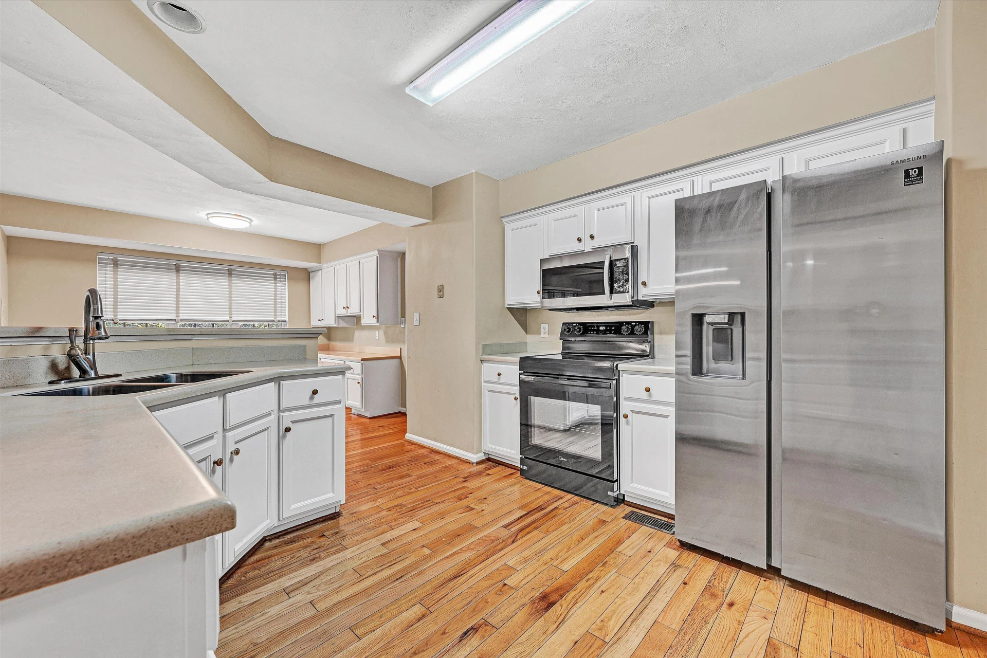 6039 Chagall DR - Photo 14