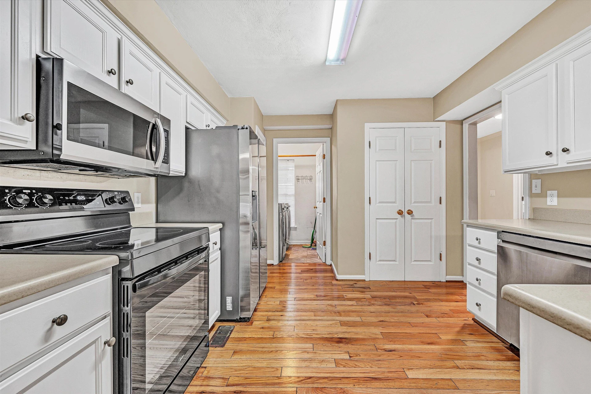 6039 Chagall DR - Photo 18