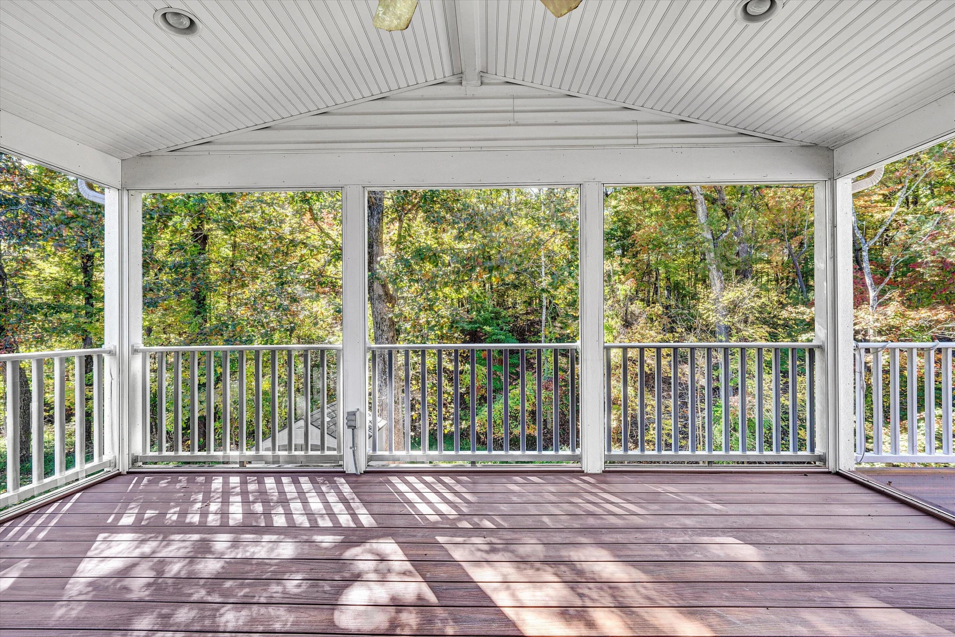6039 Chagall DR - Photo 28