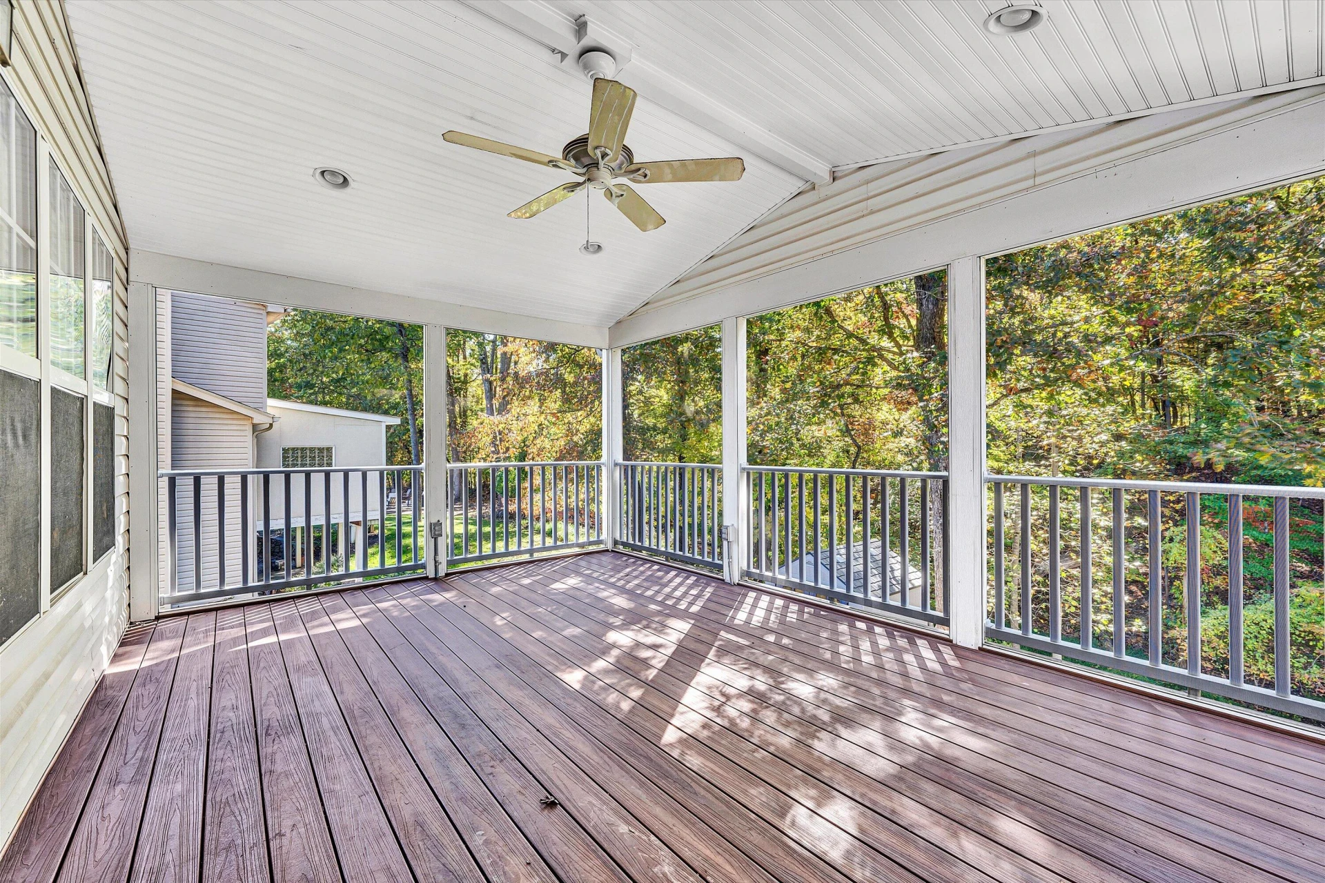 6039 Chagall DR - Photo 31