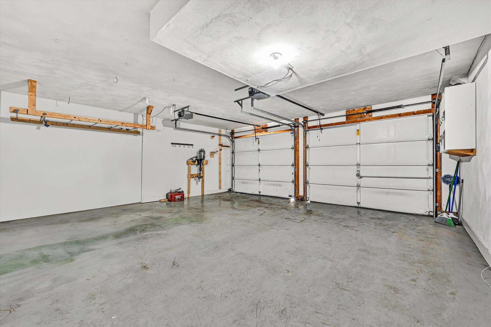 6039 Chagall DR - Photo 43
