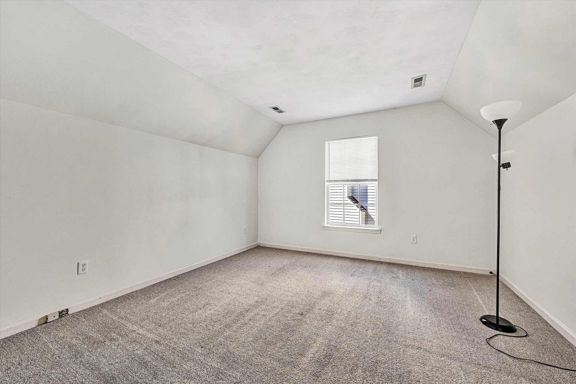 6039 Chagall DR - Photo 47