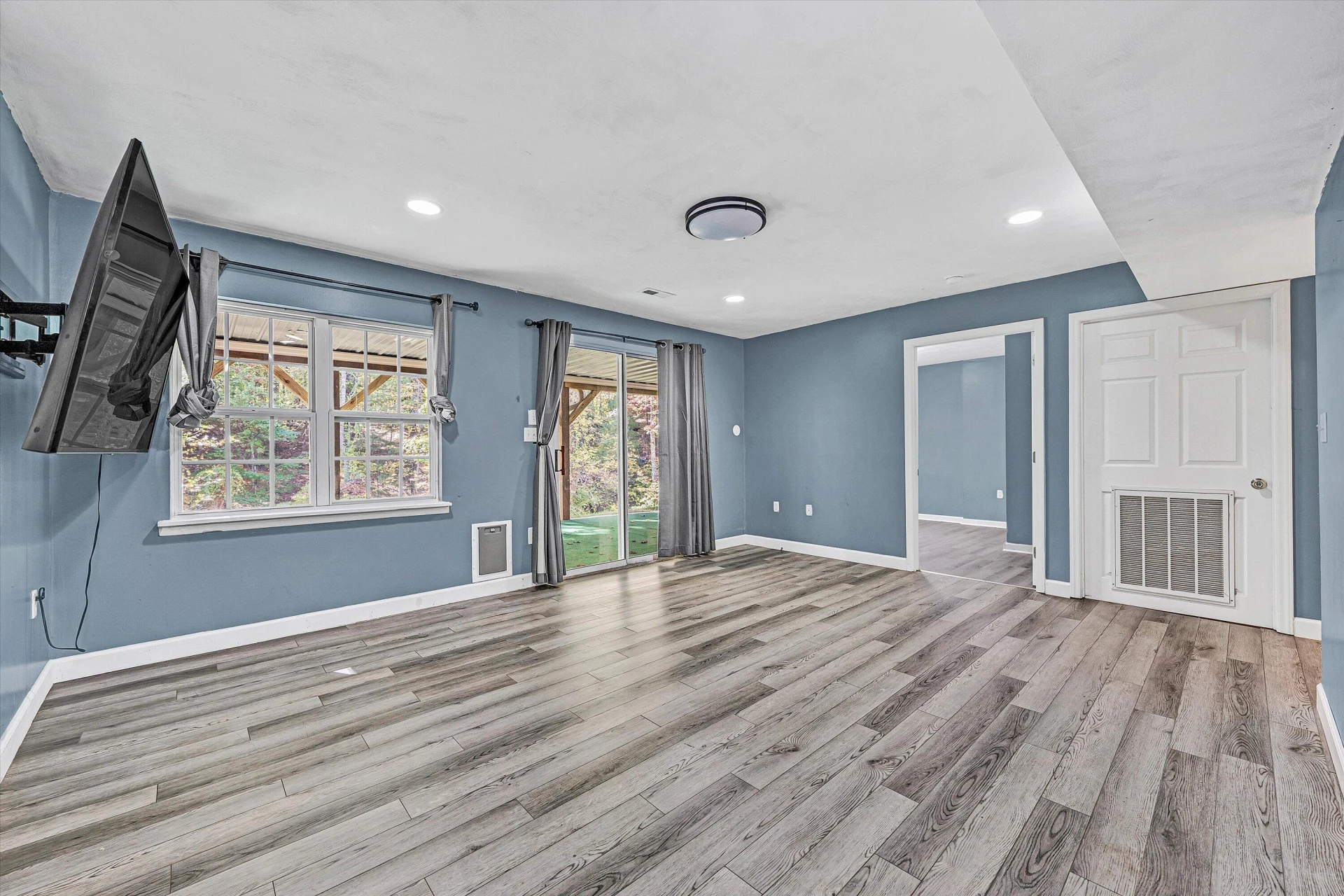 6039 Chagall DR - Photo 50