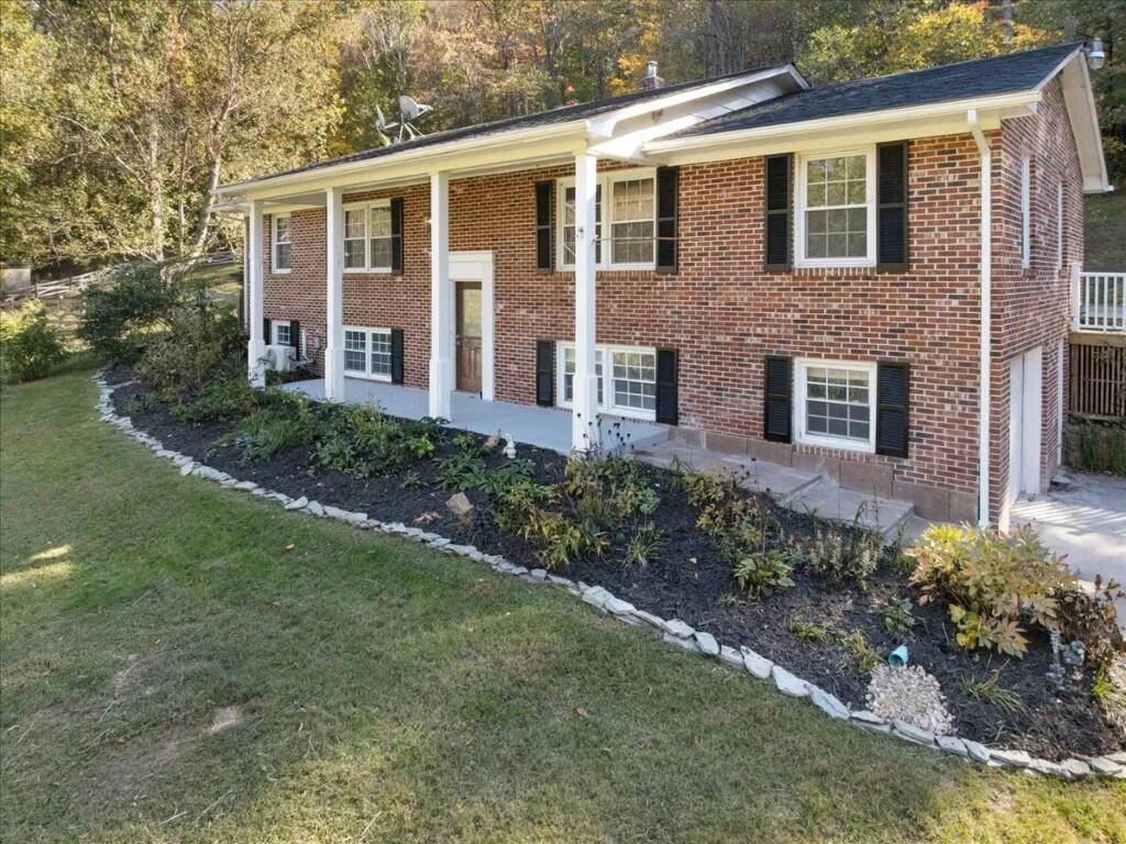 5661 Owens RD - Photo 14