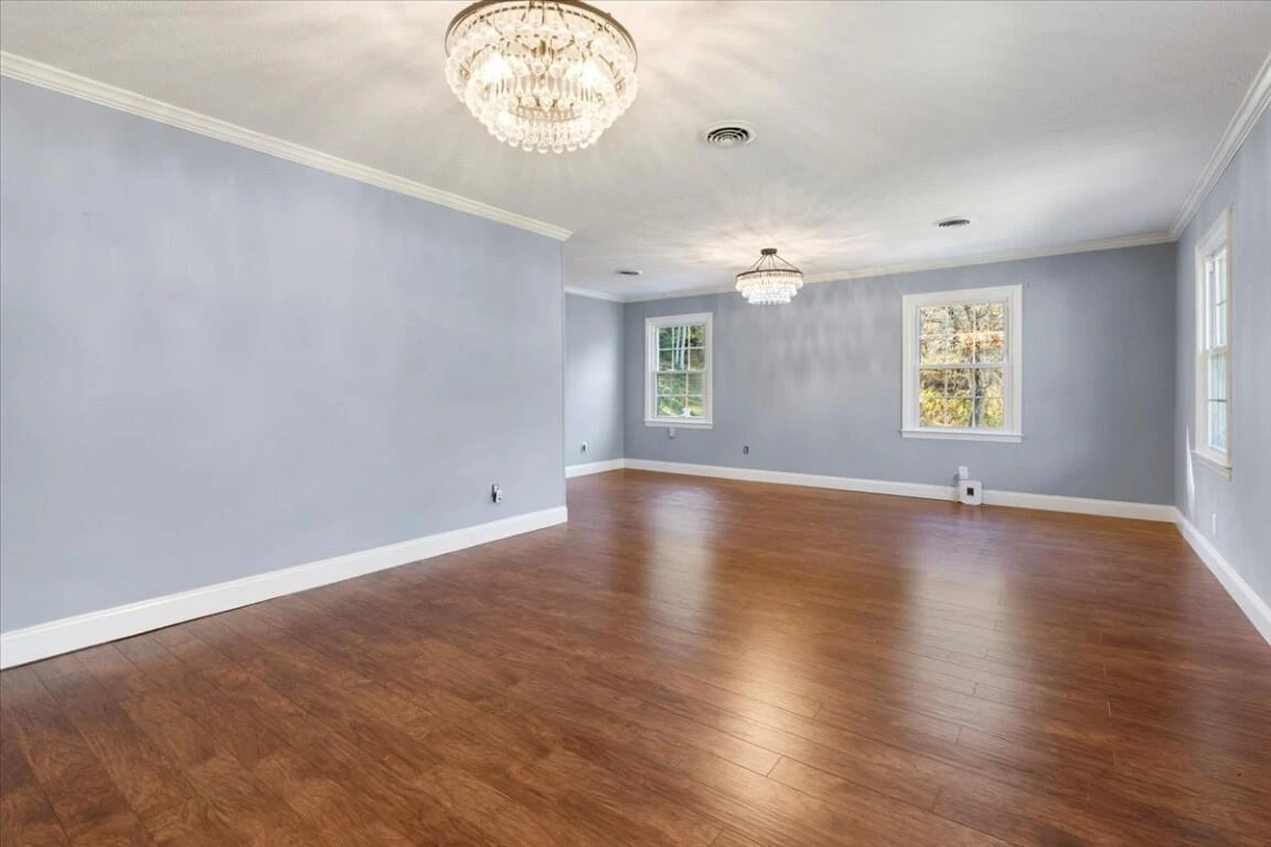 5661 Owens RD - Photo 17