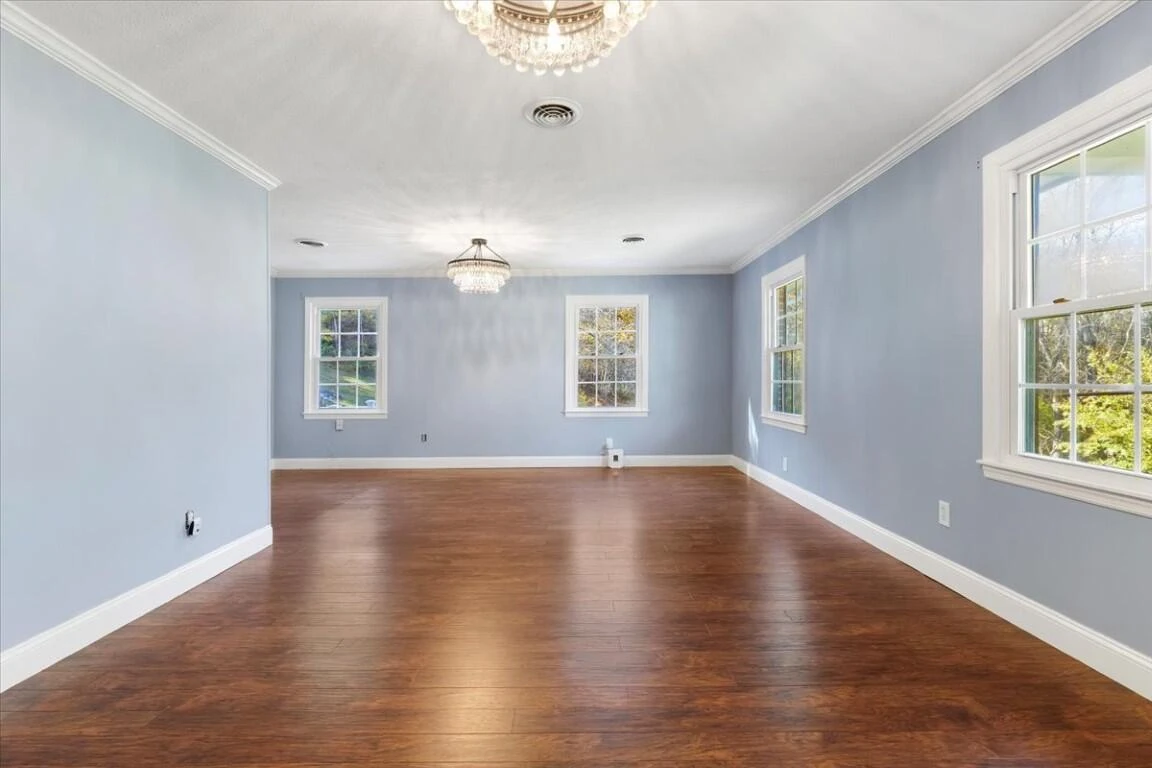 5661 Owens RD - Photo 18