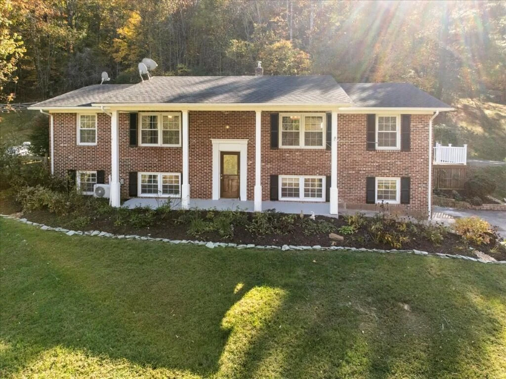 5661 Owens RD - Photo 2