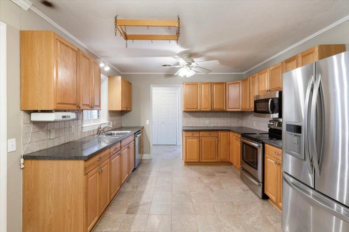 5661 Owens RD - Photo 39